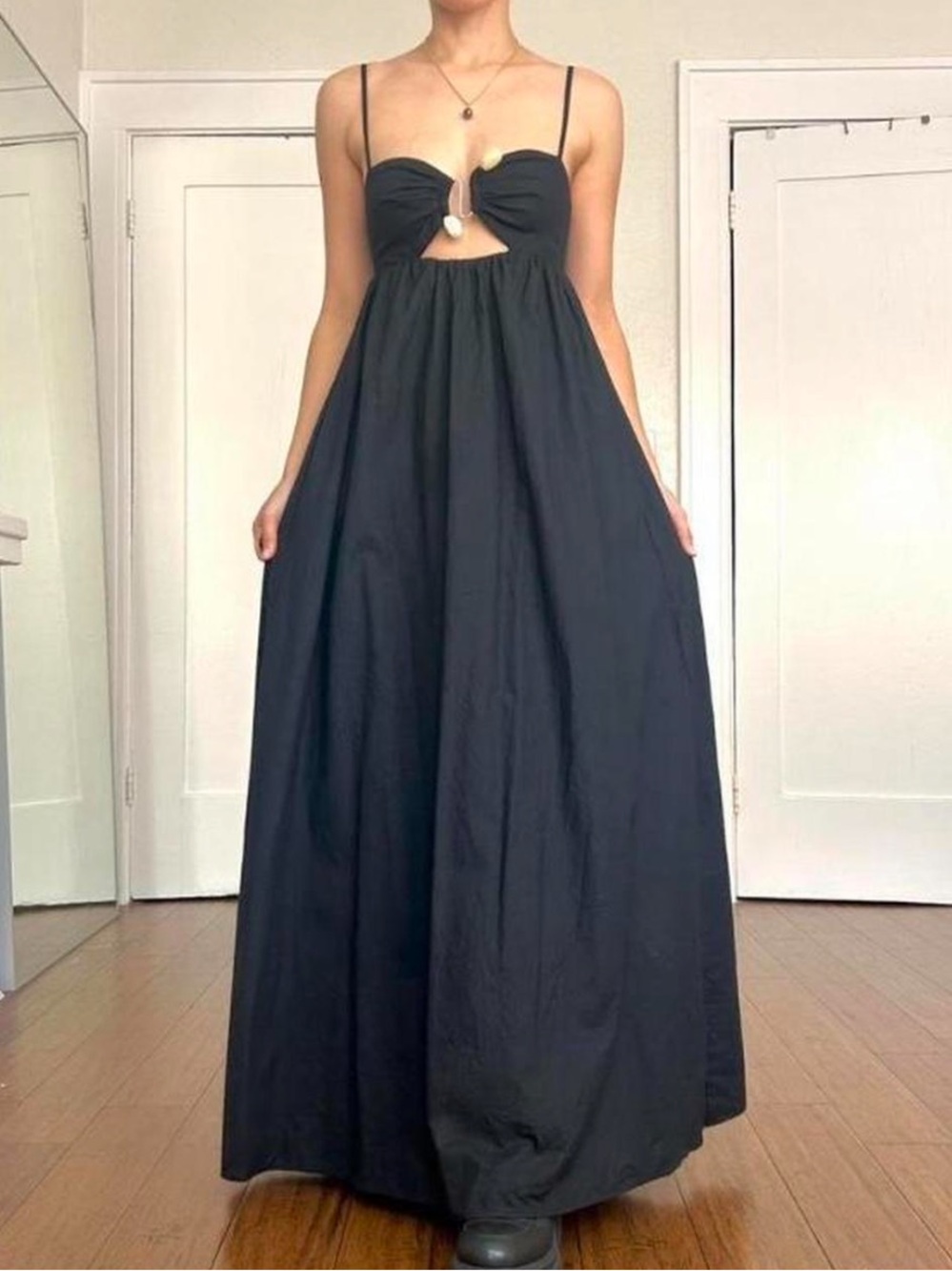 Vintage Sleeveless Black Metal Detail Maxi Dress